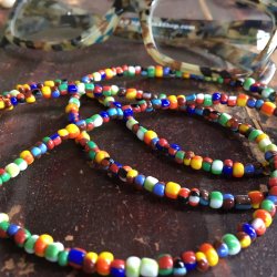 Brillesnor med stribede perler