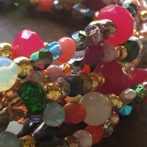 Unika multi color kort halskde/choker