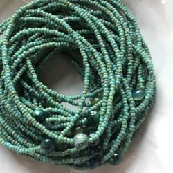 Sartgrnt armbnd med agat