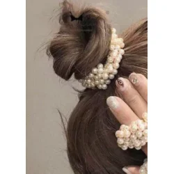 H�relastik med perler