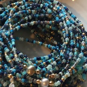 Eliza Ankelkde i aqua mix 