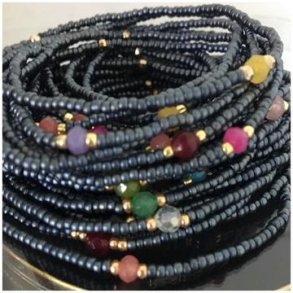 Blgr armbnd med delsten