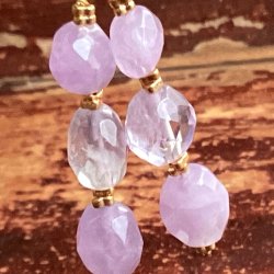 reringe med smukke ametyster