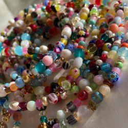 Multi color Mini halsk�de 