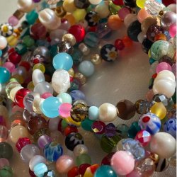 Multi color Mini halsk�de 